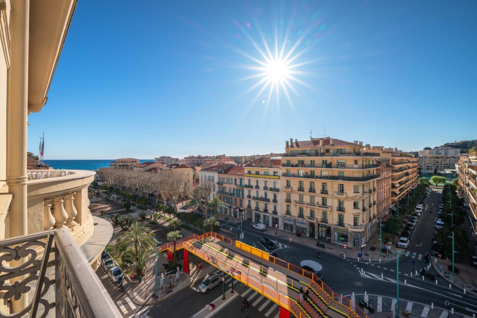 Apartment Majestic - Somptueux En Plein Coeur De Menton